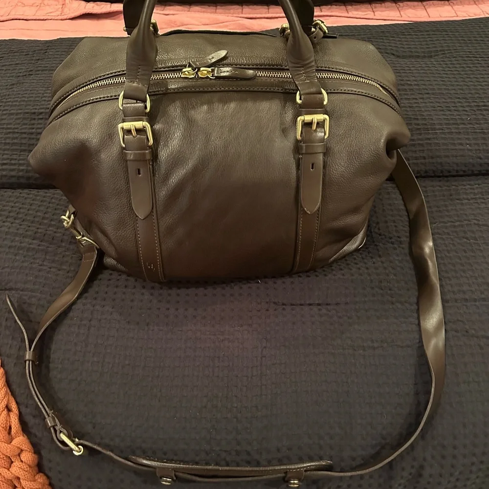 Genuine leather Cole Haan weekender bag. Used twice. In excellent condition. - Picture 3 of 5